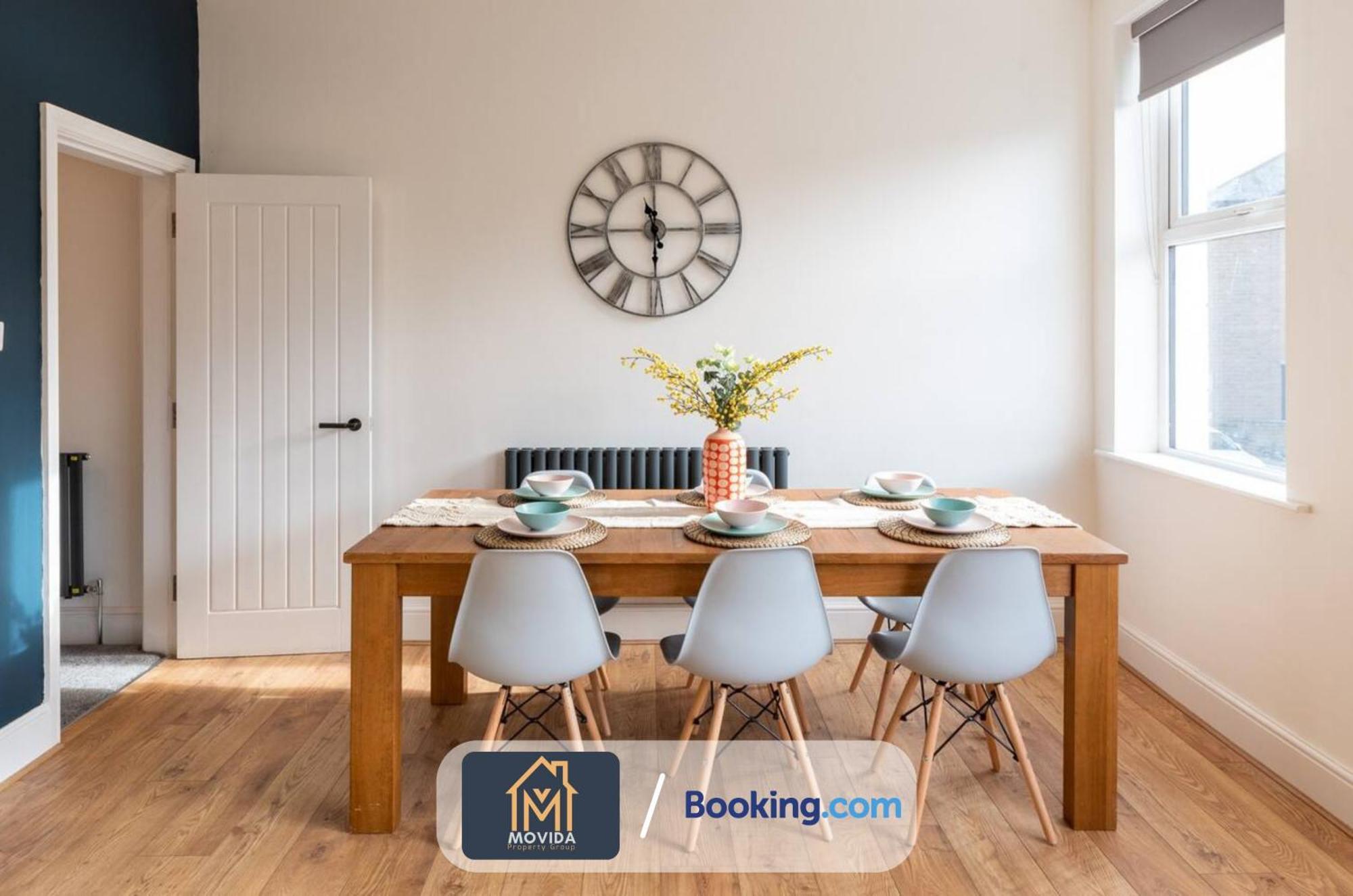 Central Elegant Three Bed Duplex By Movida Property Group Short Lets & Serviced Accommodation Χαρογκέιτ Εξωτερικό φωτογραφία