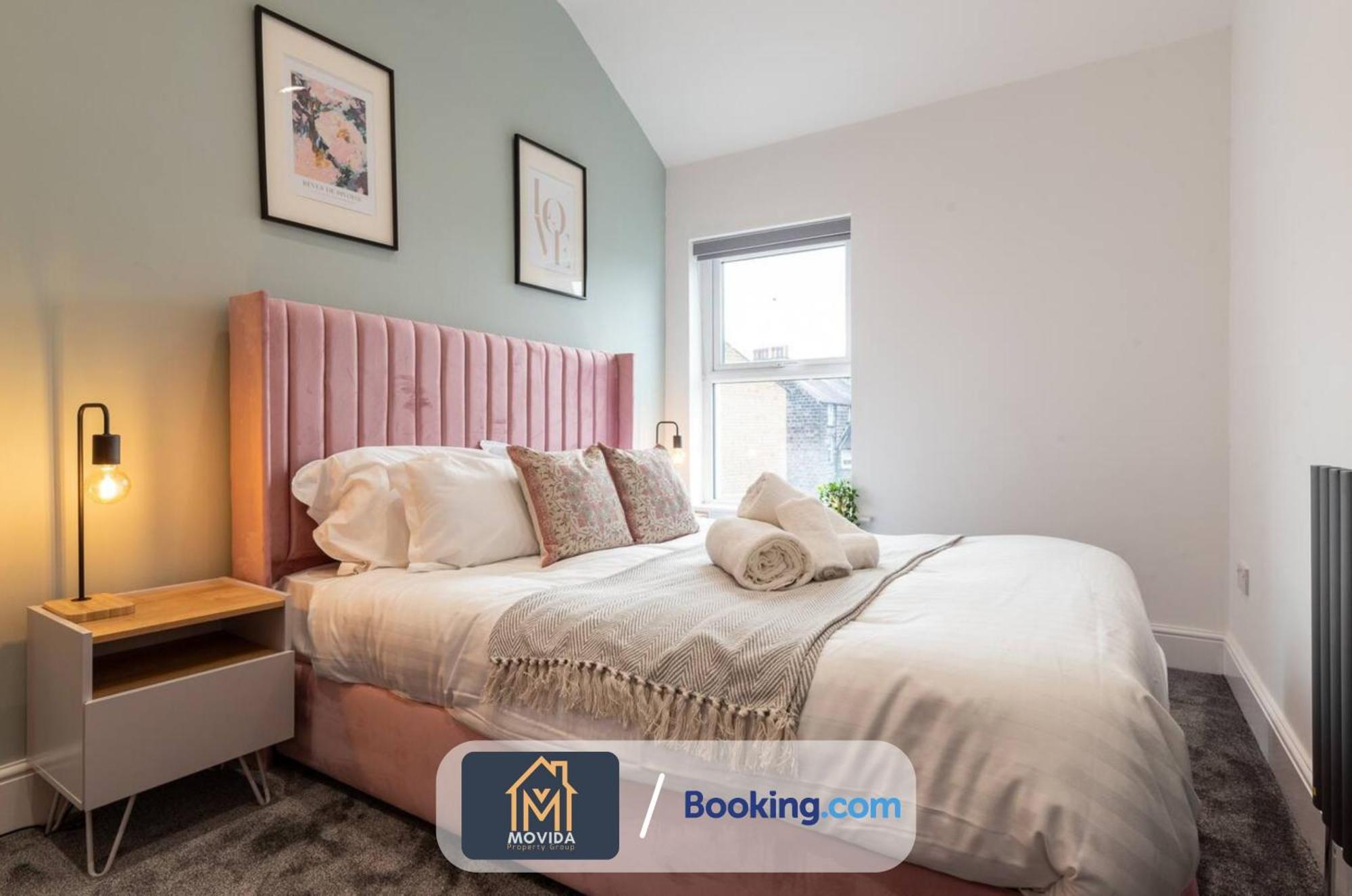 Central Elegant Three Bed Duplex By Movida Property Group Short Lets & Serviced Accommodation Χαρογκέιτ Εξωτερικό φωτογραφία